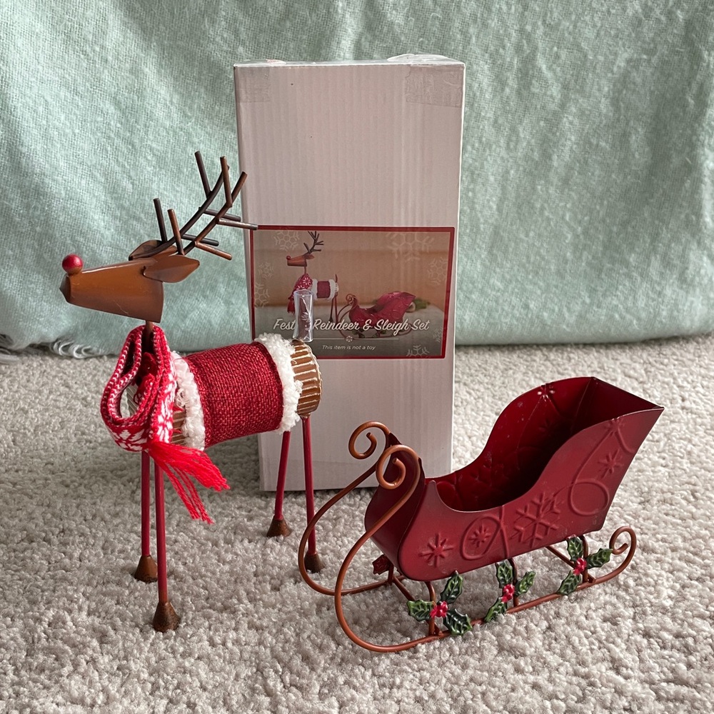 Holiday Christmas Figurine Tabletop Festive Reindeer & Sleigh Metal Decor Set
